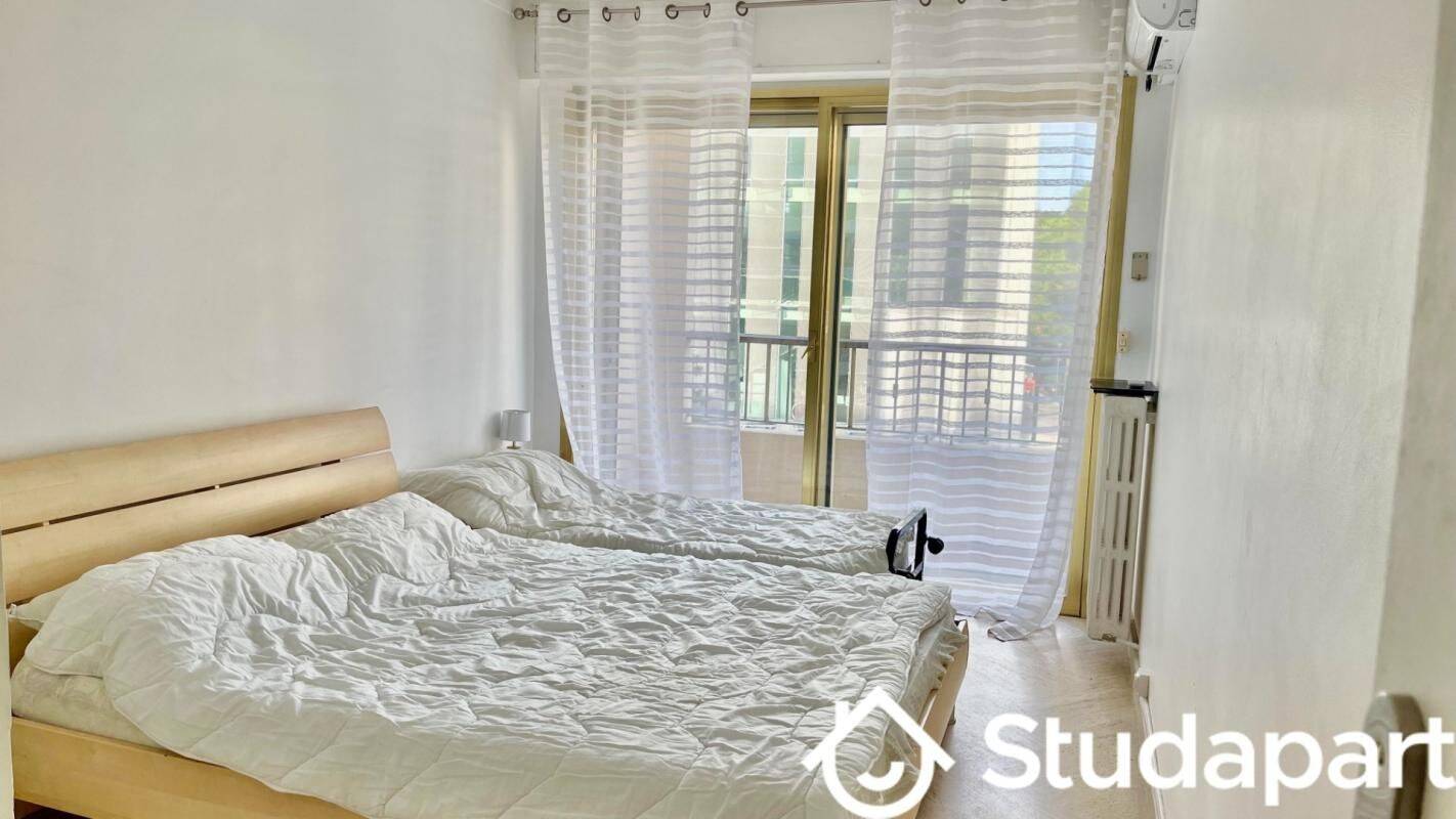 1 pièce 15 m² · à Antibes · 15 m² · 800 €