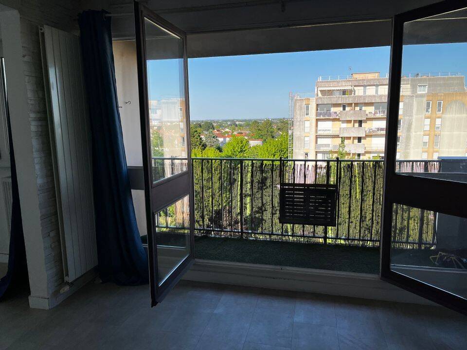 Appartement 3 pièces 81 m² · à Rezé · 81 m² · 920 €/mois
