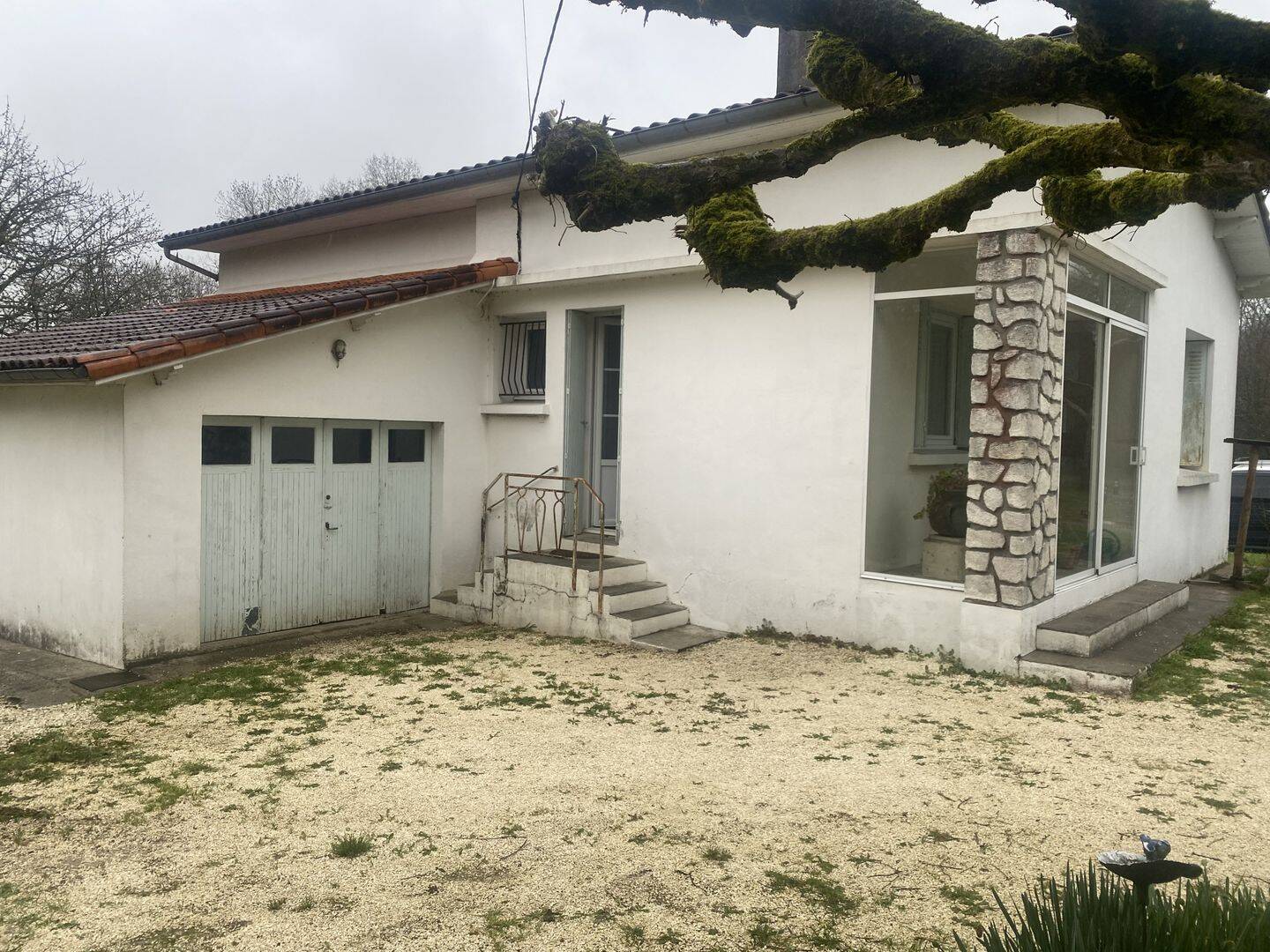 Maison 5 pièces 103 m² · à Saint-Georges-des-Coteaux · 103 m² · 154 600 €