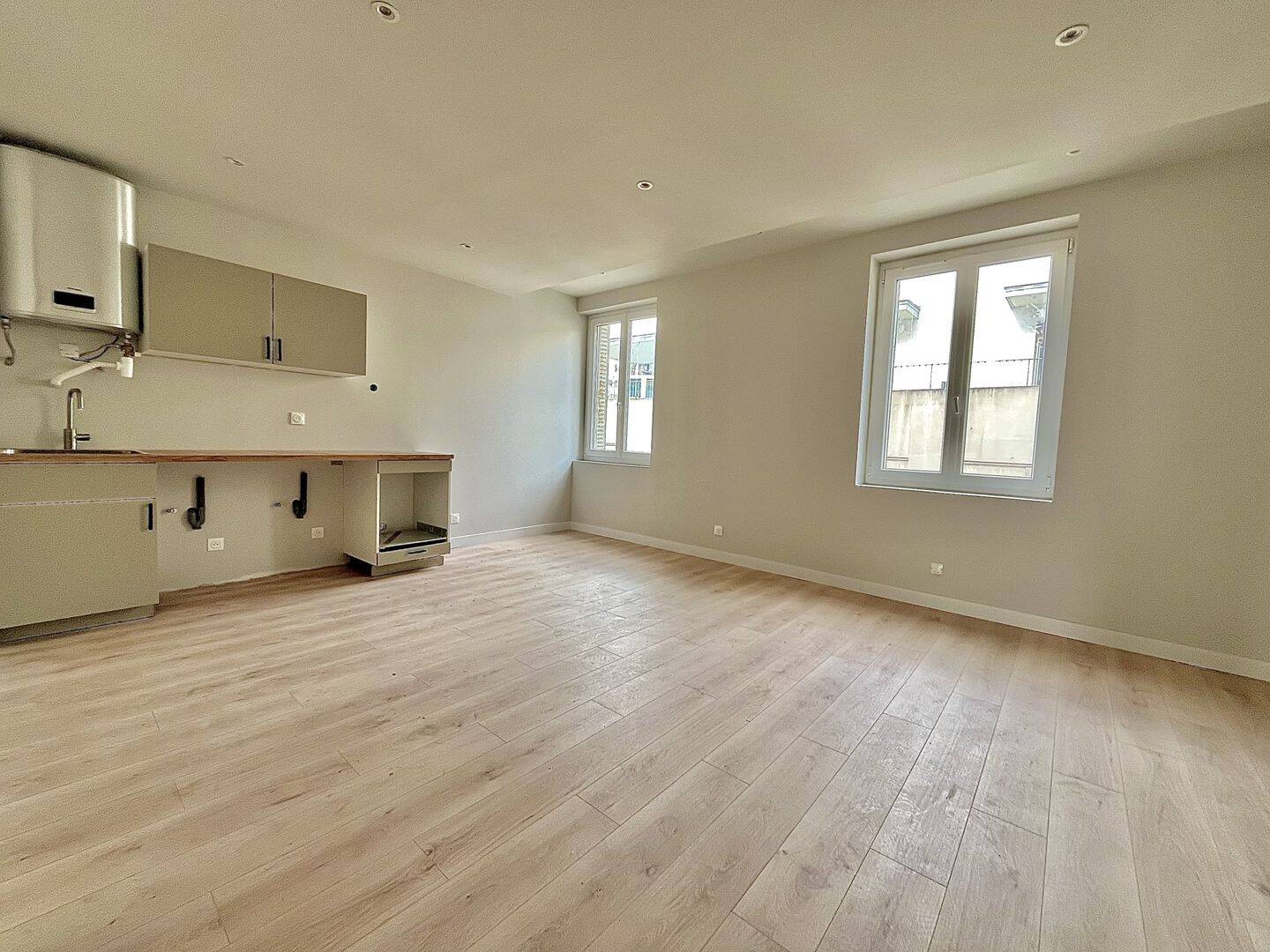 Appartement 2 pièces 43 m² · à Marseille 1er Arrondissement · 43 m² · 125 000 €