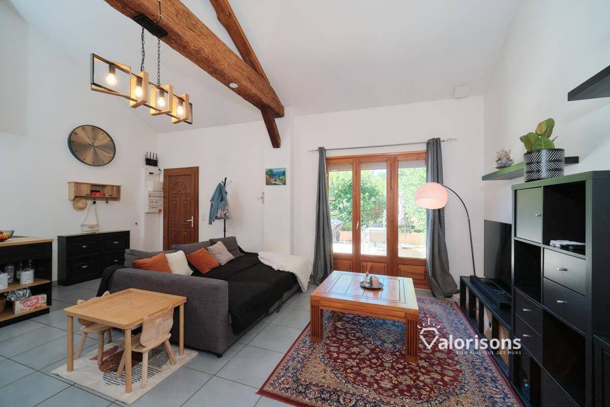 Maison 3 pièces 62 m² · à Jons · 61,5 m² · 240 000 €