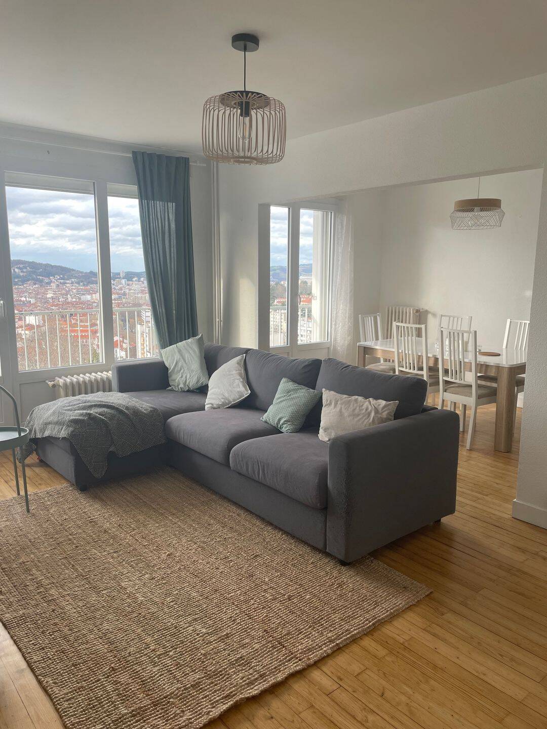 Appartement 3 pièces 78 m² · à Saint-Étienne · 78 m² · 880 €
