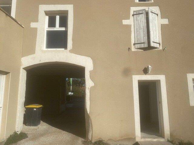 Appartement 3 pièces 67 m² · à Pierrelatte · 67 m² · 695 €/mois