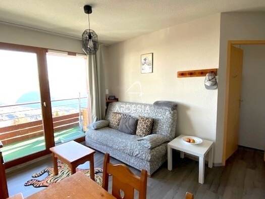 Appartement à vendre 133 000 € 3 pièces 2 chambres 37,3 m² Étage 4/4 Le Corbier 73300