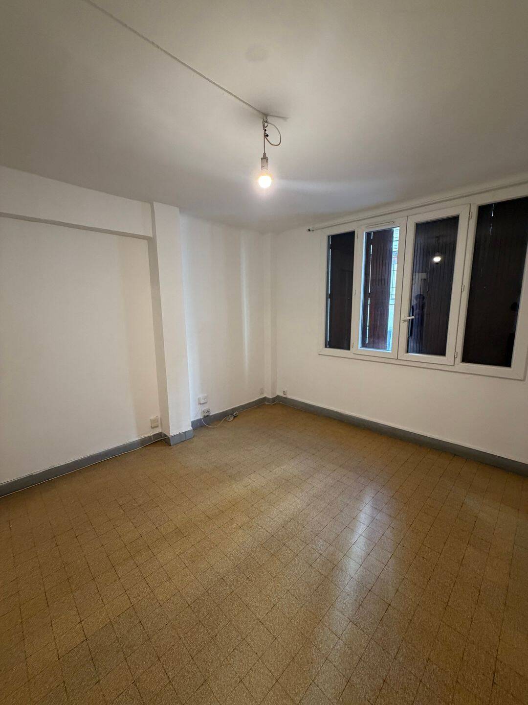 Appartement 1 pièce 26 m² · à Marseille 1er Arrondissement · 25,6 m² · 540 €/mois