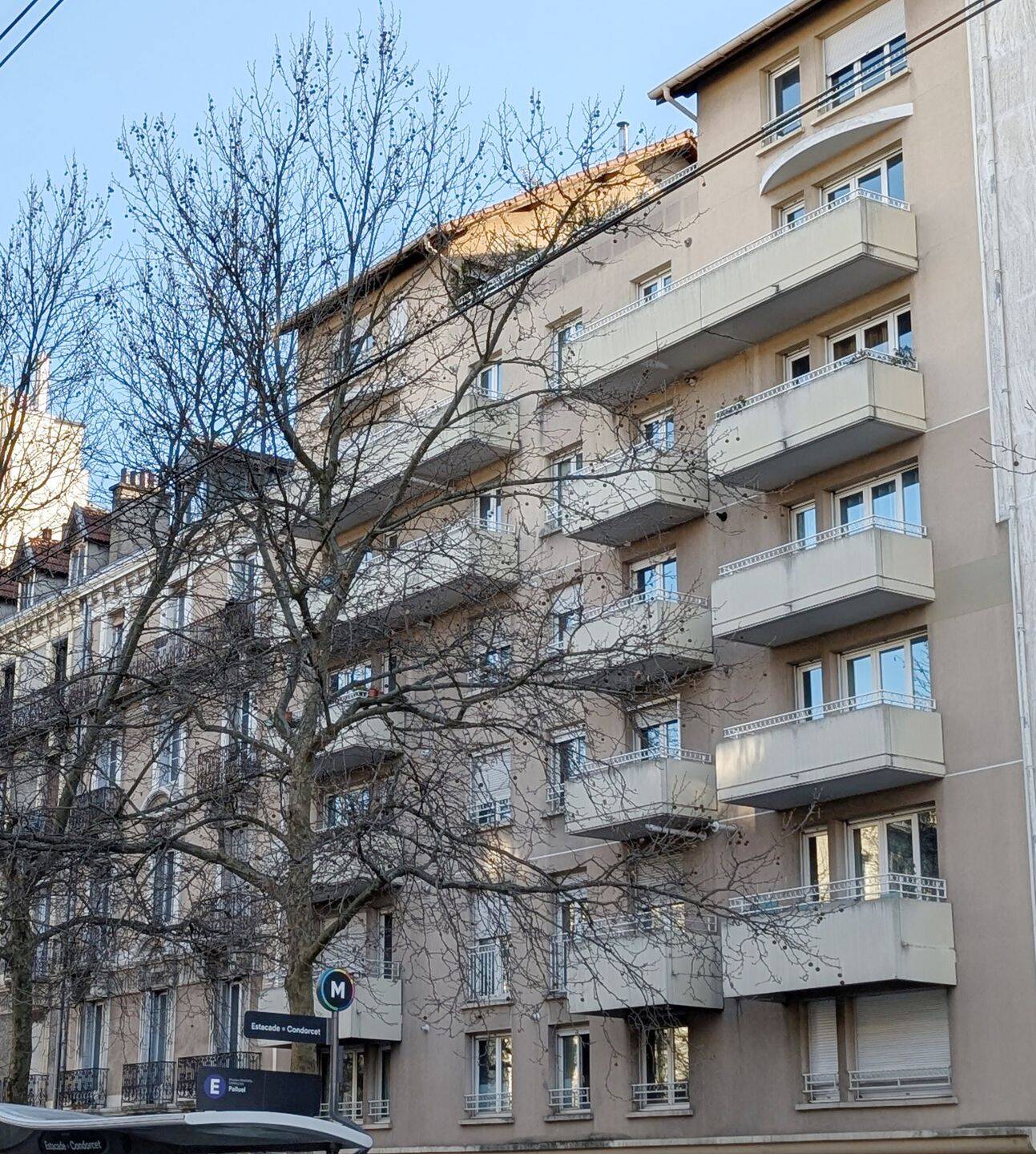 Appartement 3 pièces 68 m² · à Grenoble · 68,4 m² · 190 000 €