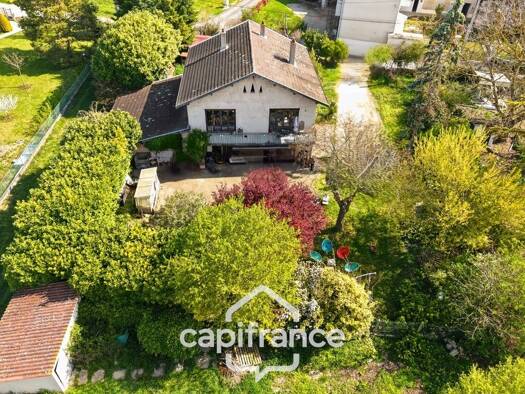 Maison à vendre 235 000 € 6 pièces 4 chambres 88 m² 2 065 m² de terrain Saint-Sorlin-en-Valloire 26210