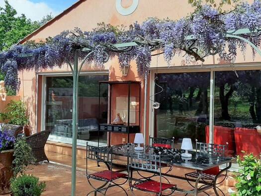 Villa à vendre 550 000 € 6 pièces 1 chambre 120 m² Tourtour 83690