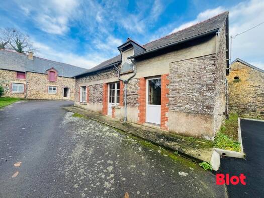 Maison à vendre 370 000 € 7 pièces 1 chambre 85 m² 6 498 m² de terrain Chanteloup 35150