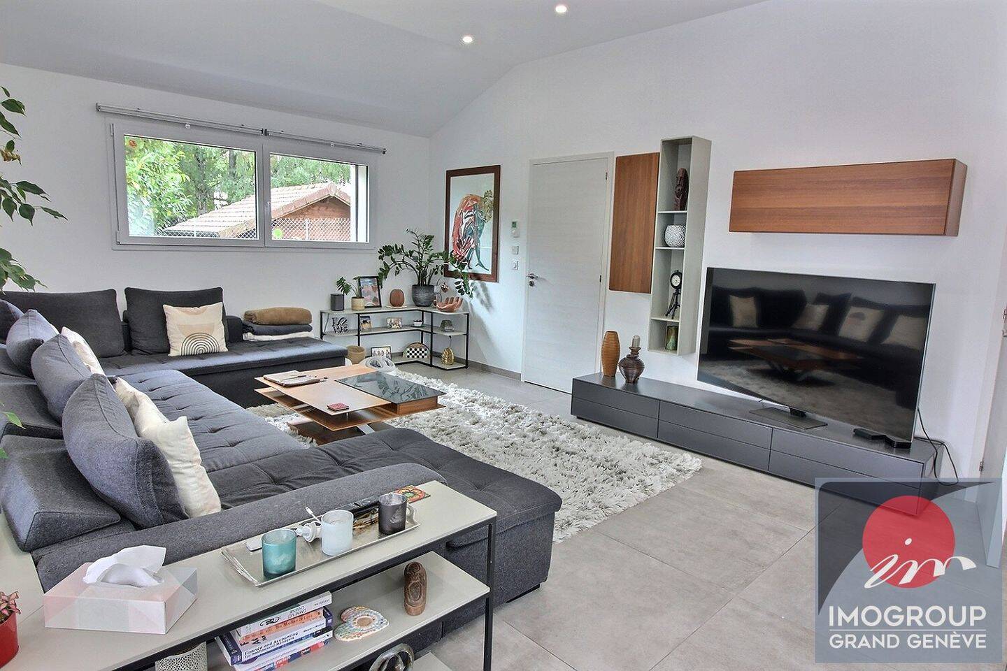 Maison 7 pièces 189 m² · à Divonne-les-Bains · 189,1 m² · 1 195 000 €