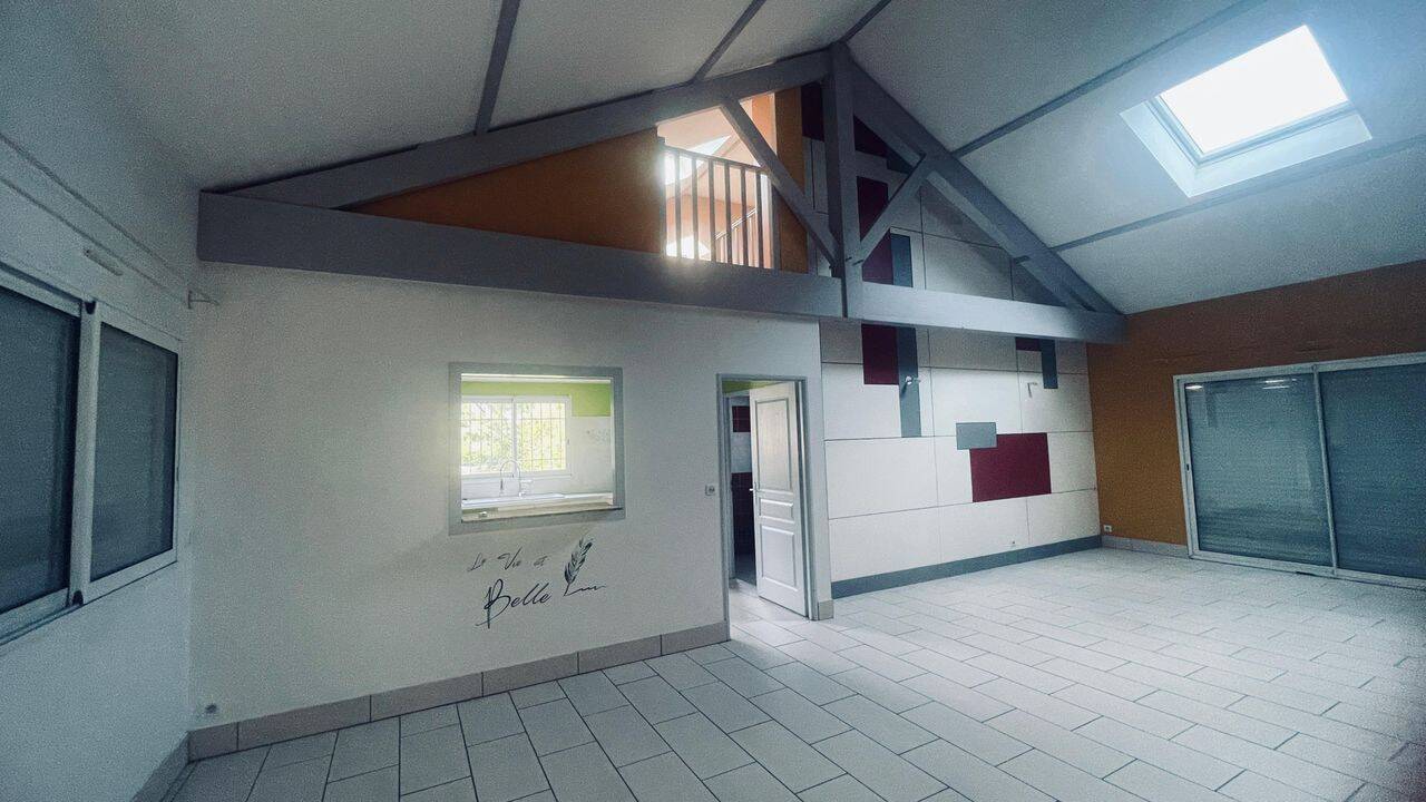 Maison 6 pièces 143 m² · à Pau · 143 m² · 1 225 €/mois