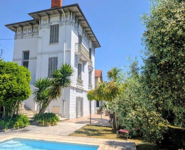 Maison 7 pièces 202 m² · à Vence · 202,4 m² · 980 000 €