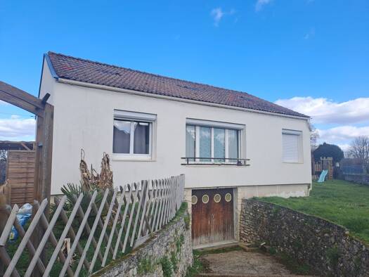 Maison à vendre 175 000 € 4 pièces 2 chambres 70 m² 700 m² de terrain Villemer 77250