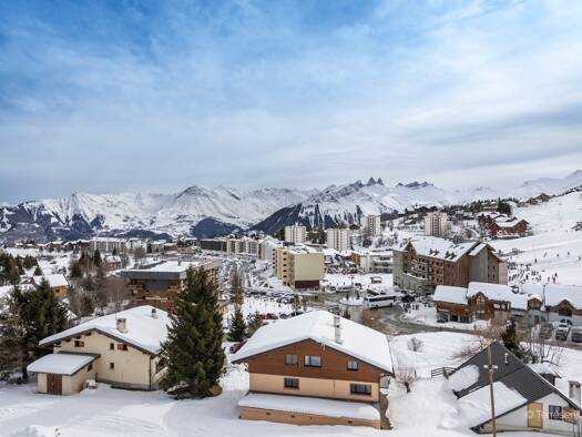 Appartement à vendre 622 800 € 3 pièces 2 chambres 66 m² Étage 1/5 Fontcouverte-la-Toussuire 73300