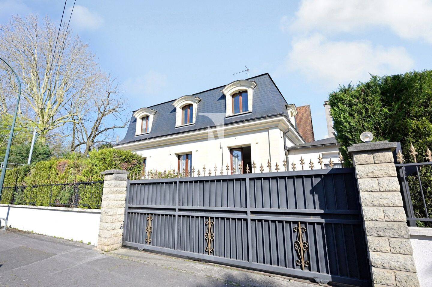 Maison 5 pièces 137 m² · à Le Raincy · 137,4 m² · 550 000 €