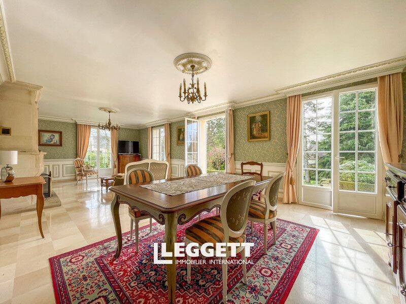 Maison 8 pièces 183 m² · à Therdonne · 183 m² · 475 000 €