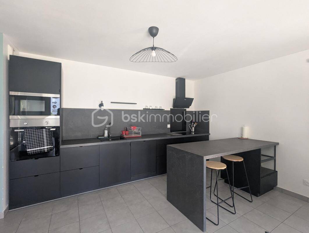 Appartement 3 pièces 62 m² · à Villeurbanne · 62,3 m² · 1 405 €/mois