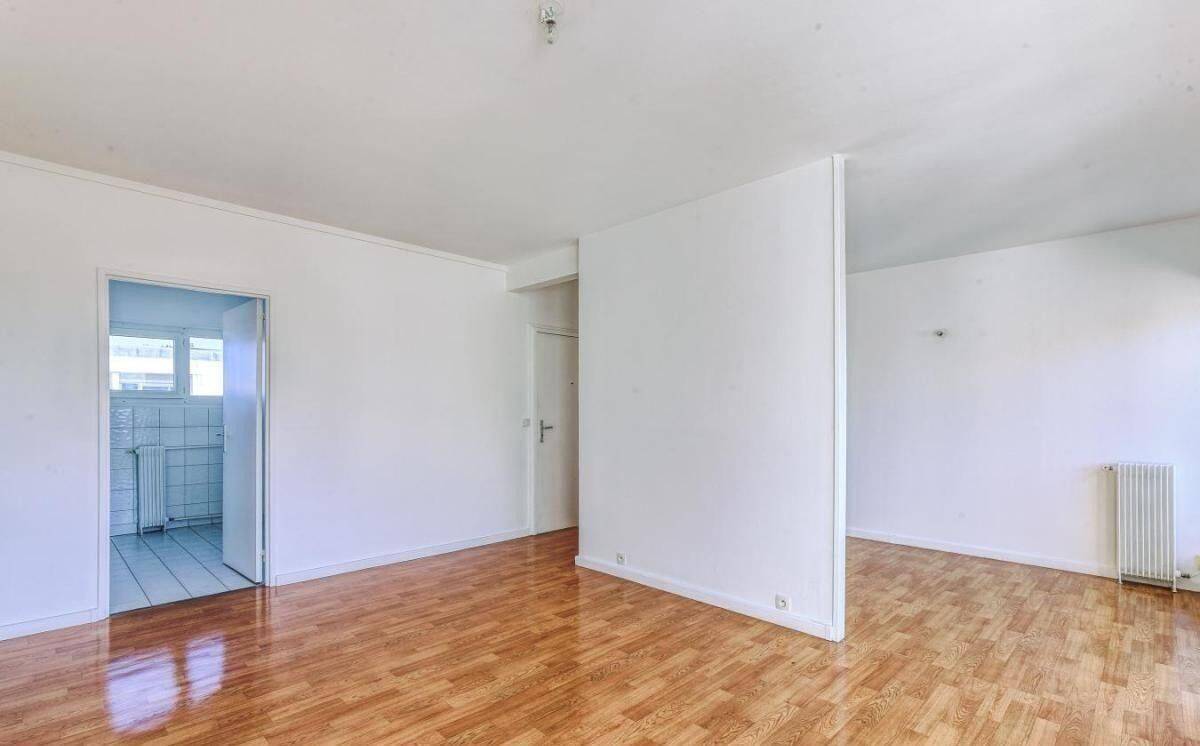 3 pièces 57 m² · à Villejuif · 57 m² · 1 300 €/mois