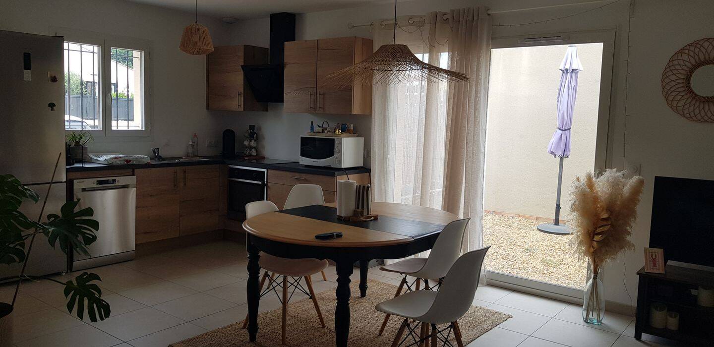 Maison 3 pièces 67 m² · à Salon-de-Provence · 67 m² · 1 150 €/mois