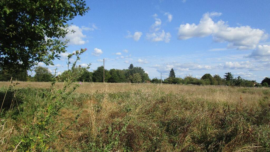 Terrain à vendre 28 500 € 1 318 m² de terrain Saint Laurent des Hommes 24400