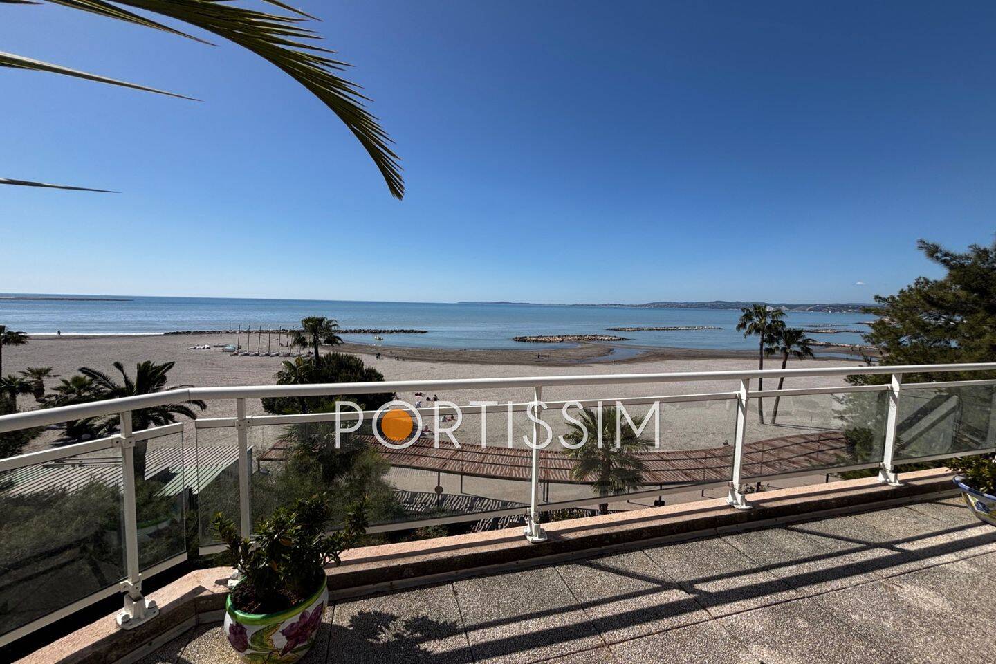 Appartement 3 pièces 110 m² · à Saint-Laurent-du-Var · 110,3 m² · 1 350 000 €