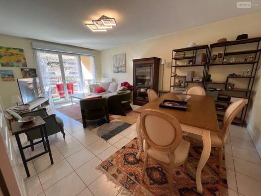 Appartement à vendre 188 000 € 3 pièces 2 chambres 72 m² 1er étage Bourg-en-Bresse 01000