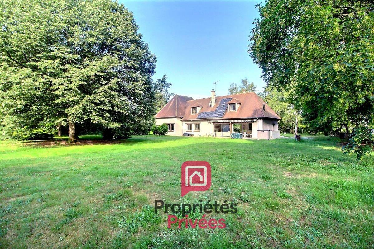 Maison 9 pièces 245 m² · à Montargis · 245 m² · 480 000 €
