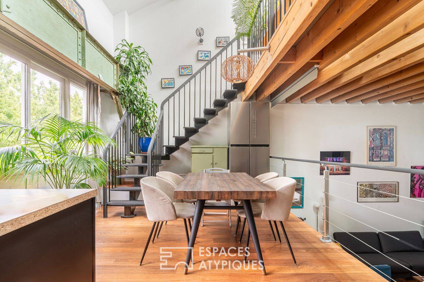 Appartement 4 pièces 156 m² · à Pantin · 156 m² · 940 000 €