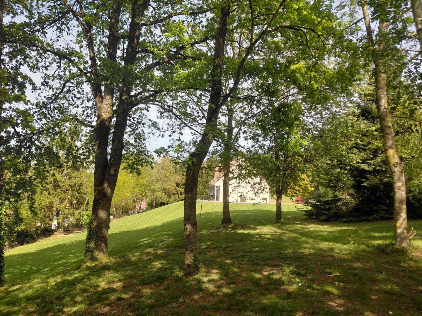 Maison 4 pièces 89 m² · à Mesnils-sur-Iton · 89 m² · 240 000 €
