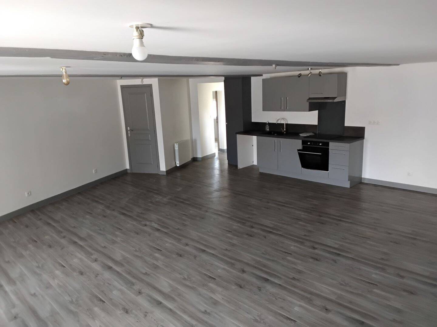 Appartement 3 pièces 74 m² · à Crécy-la-Chapelle · 73,9 m² · 1 240 €