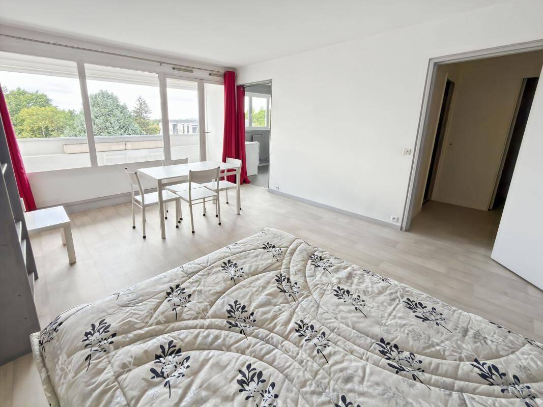 Appartement 1 pièce 34 m² · à Olivet · 33,5 m² · 98 000 €