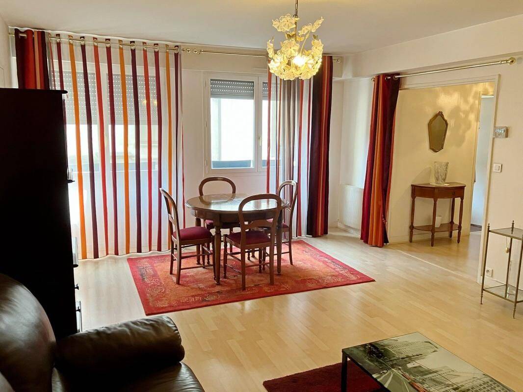 Appartement 2 pièces 65 m² · à Angoulême · 65,2 m² · 130 000 €