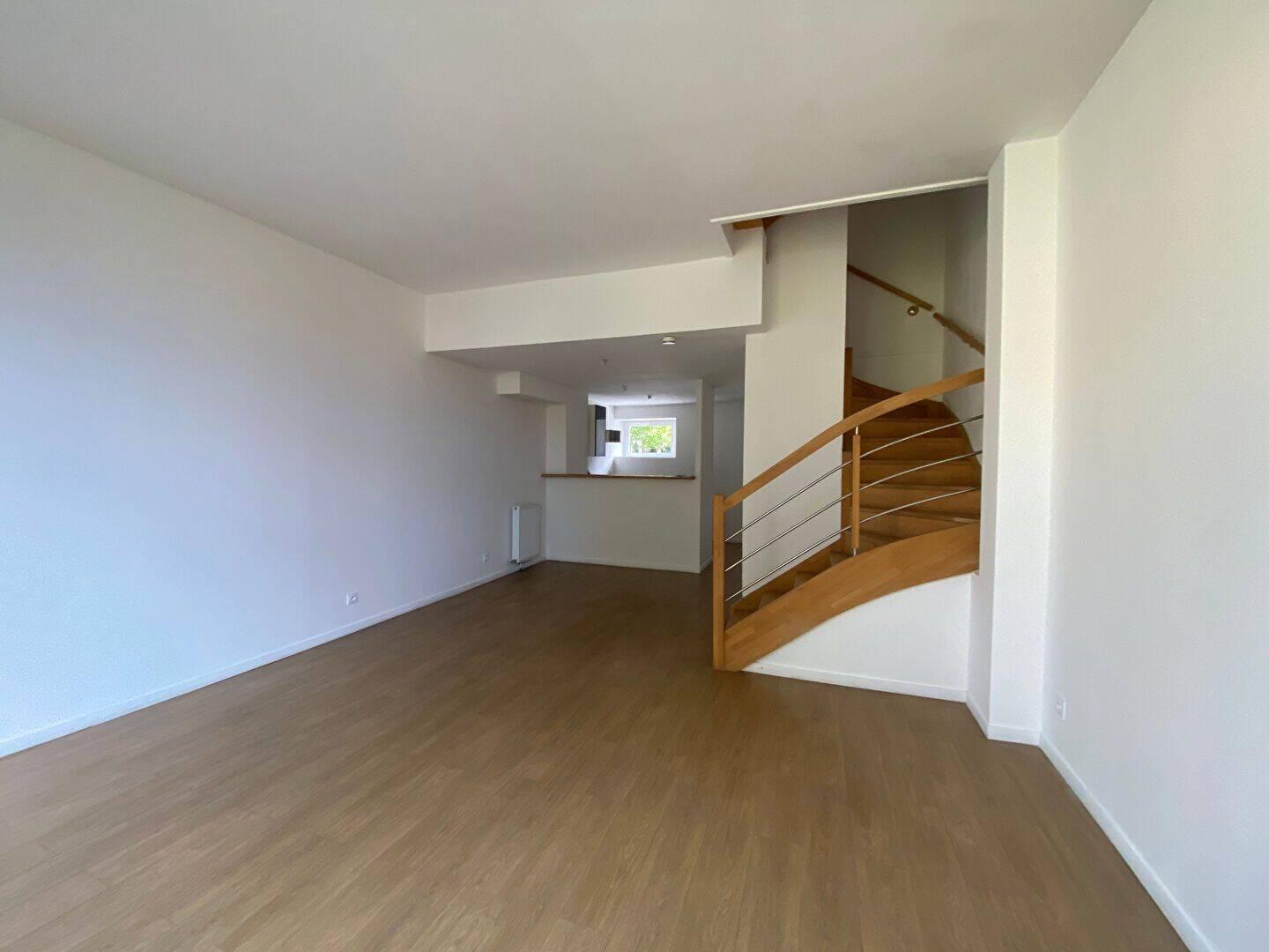 Maison 5 pièces 105 m² · à Caen · 105 m² · 1 400 €/mois