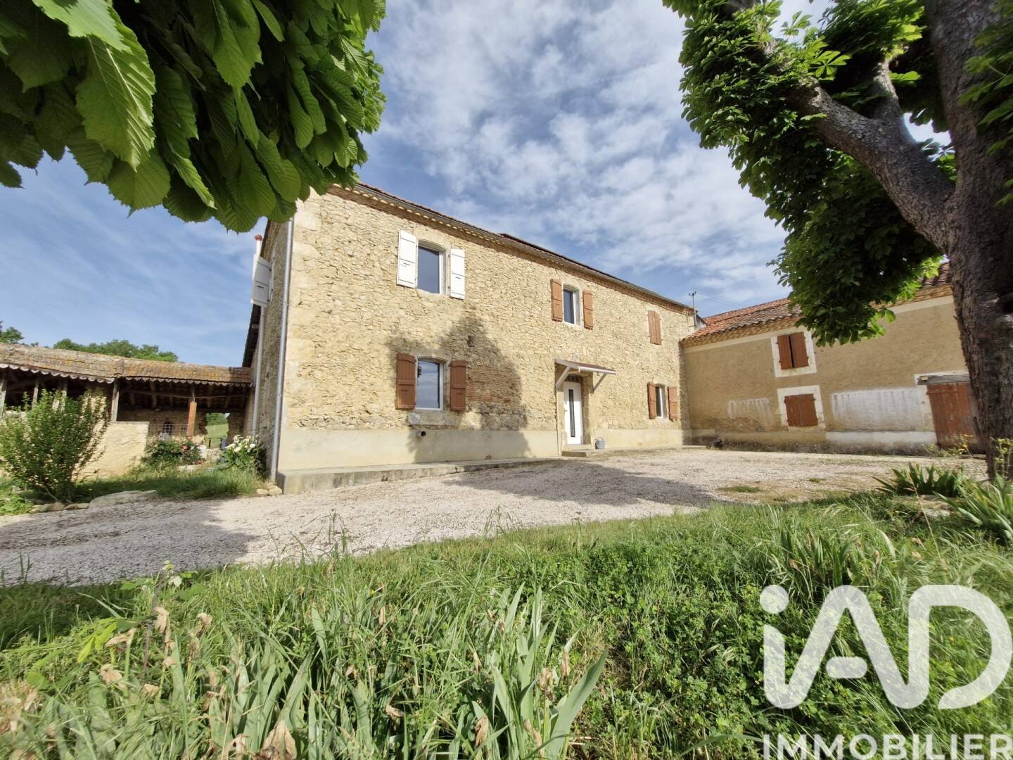 Maison 7 pièces 220 m² · à Montesquiou · 220 m² · 199 500 €