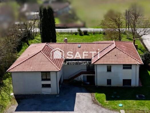 Maison à vendre 357 000 € 7 pièces 6 chambres 204 m² 1 646 m² de terrain Mirepoix 09500