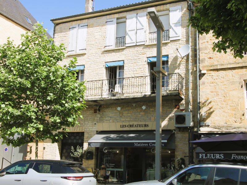 Maison 7 pièces 157 m² · à Gourdon · 157 m² · 194 000 €