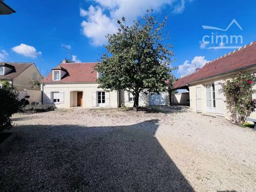 Maison à vendre 950 000 € 9 pièces 7 chambres 337 m² 2 500 m² de terrain Chamant 60300