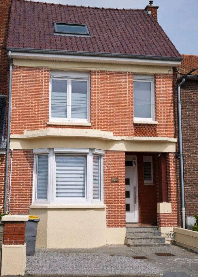 Maison 7 pièces 122 m² · à Lallaing · 122 m² · 175 000 €