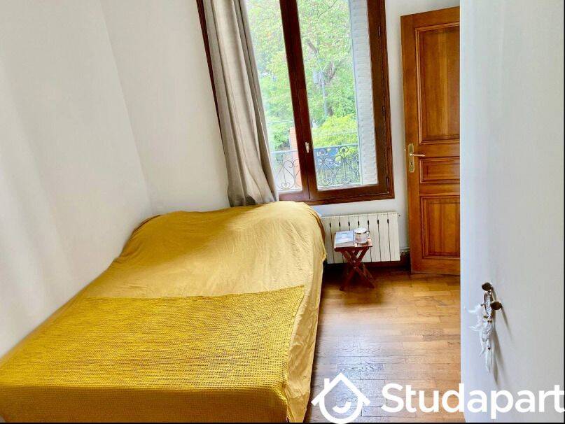 Appartement 1 pièce 12 m² · à Saint-Ouen-sur-Seine · 12 m² · 800 €