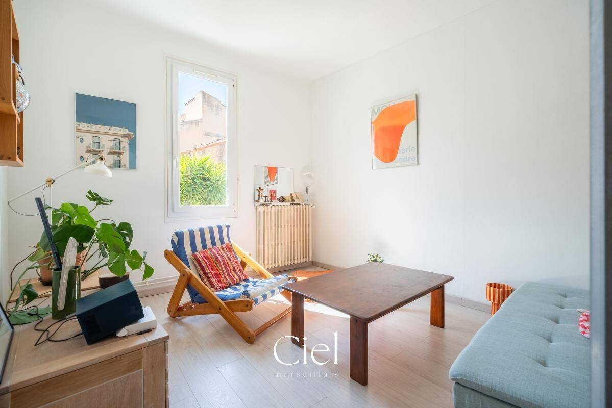 Appartement 3 pièces 57 m² · à Marseille 7ème Arrondissement · 57 m² · 349 000 €
