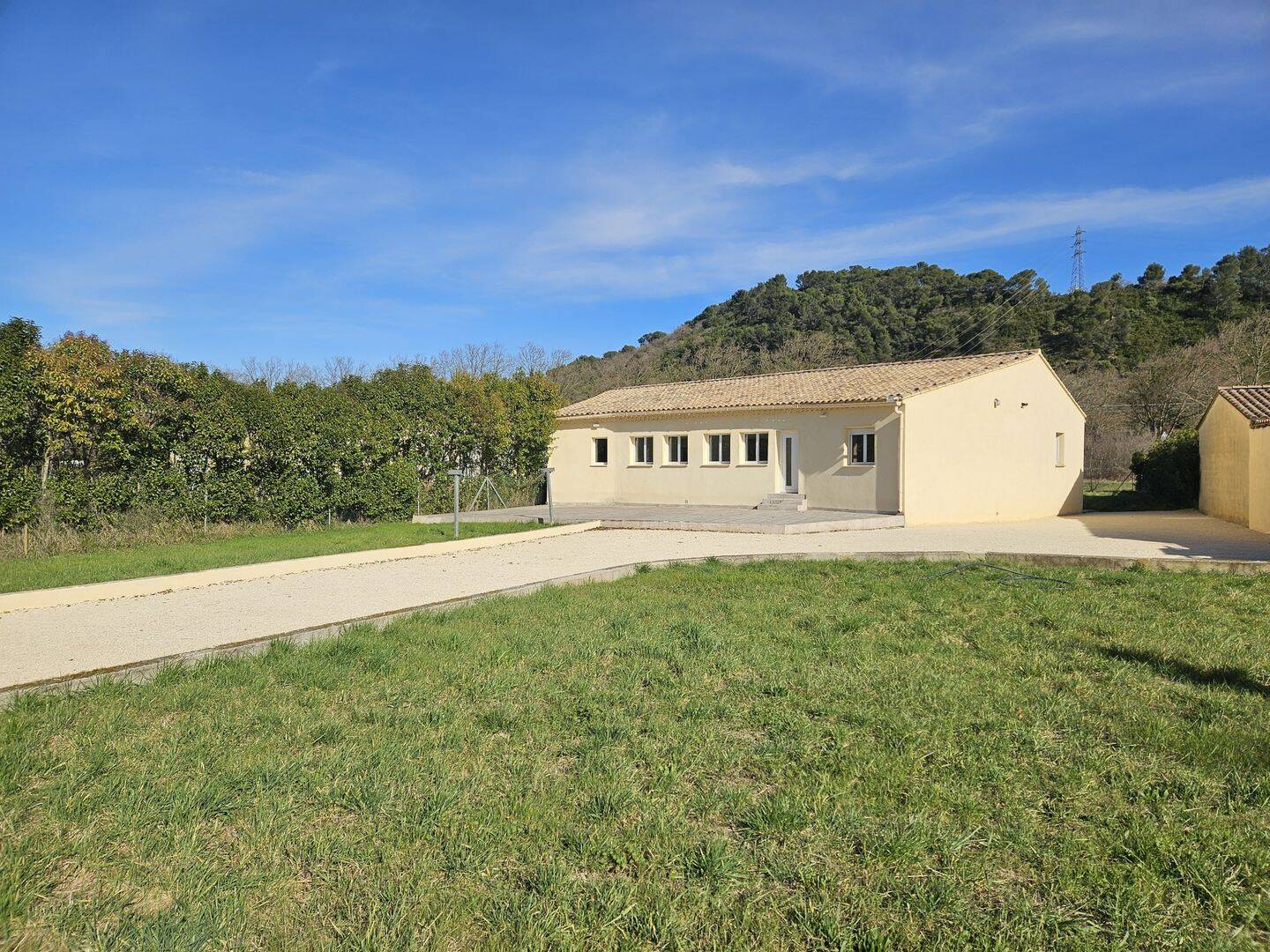 Maison 6 pièces 161 m² · à Mondragon · 161 m² · 349 000 €