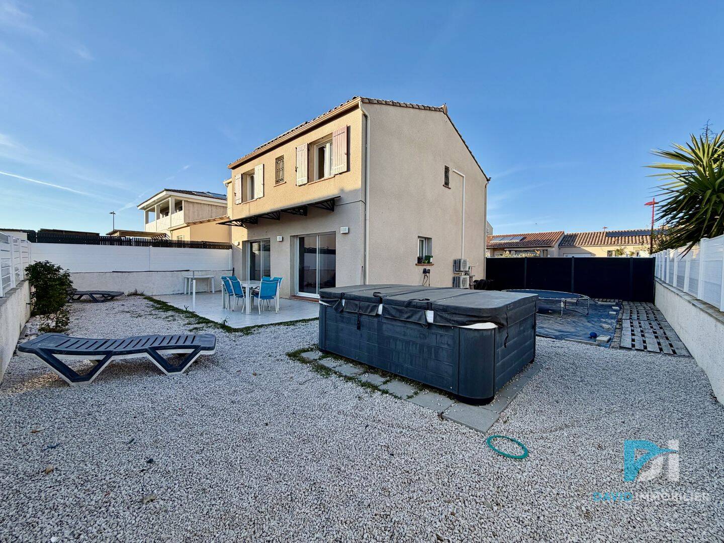 Maison 5 pièces 115 m² · à Saint-Thibéry · 114,7 m² · 319 000 €