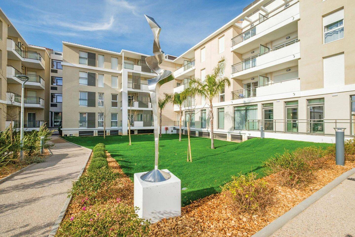 Appartement 2 pièces 34 m² · à Fréjus · 34,3 m² · 198 225 €