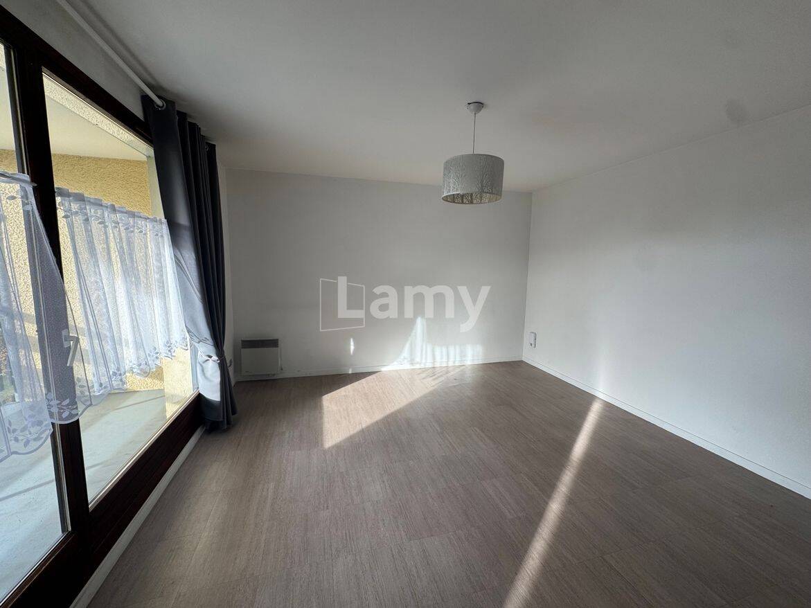 Appartement 2 pièces 47 m² · à Annecy · 46,9 m² · 911 €/mois