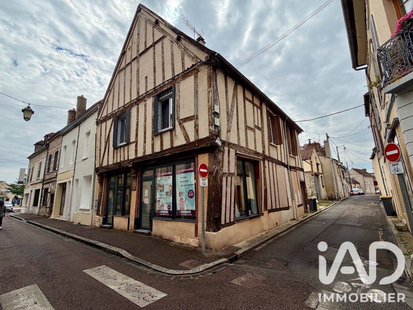 Appartement 1 pièce 54 m² · à Sens · 53,9 m² · 109 000 €