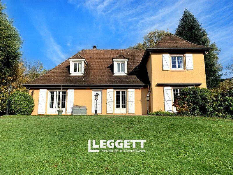 Maison 12 pièces 187 m² · à Saint-Sulpice-Laurière · 187 m² · 248 240 €