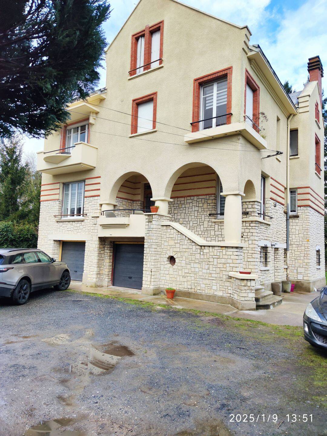 Maison 11 pièces 222 m² · à Vierzon · 222 m² · 290 000 €