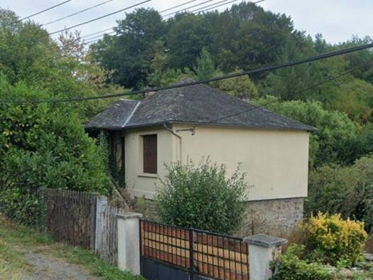 Maison à vendre 54 800 € 3 pièces 2 chambres 55 m² 717 m² de terrain Condat-sur-Ganaveix 19140