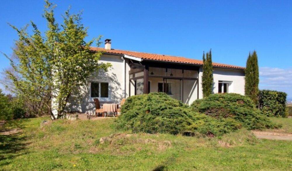 Maison 4 pièces 100 m² · à Saint-Marcellin-en-Forez · 100 m² · 345 000 €