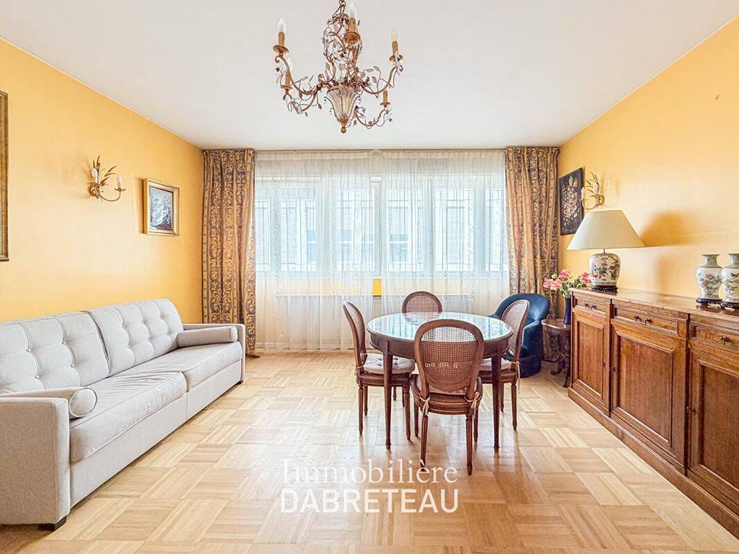 Appartement 2 pièces 63 m² · à Lyon 6ème Arrondissement · 63 m² · 280 000 €